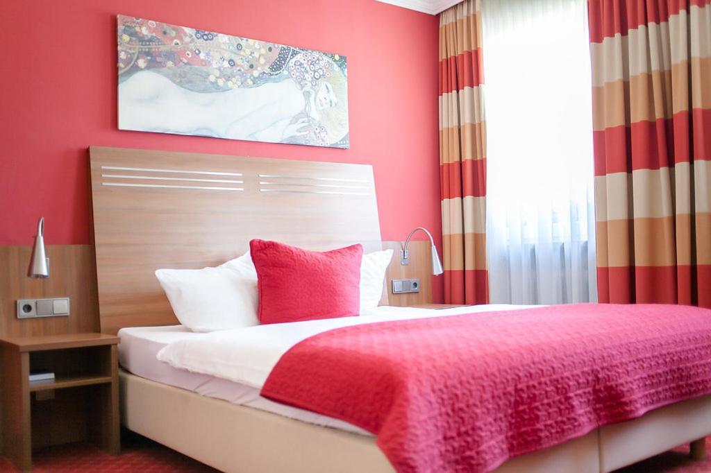 Hotel Brauereigasthof Schwanenbraeu Ebermannstadt Ngoại thất bức ảnh